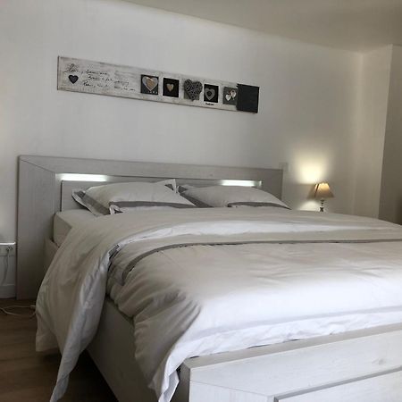 Nuitees Aixoises Lägenhet Aix-en-Provence Exteriör bild