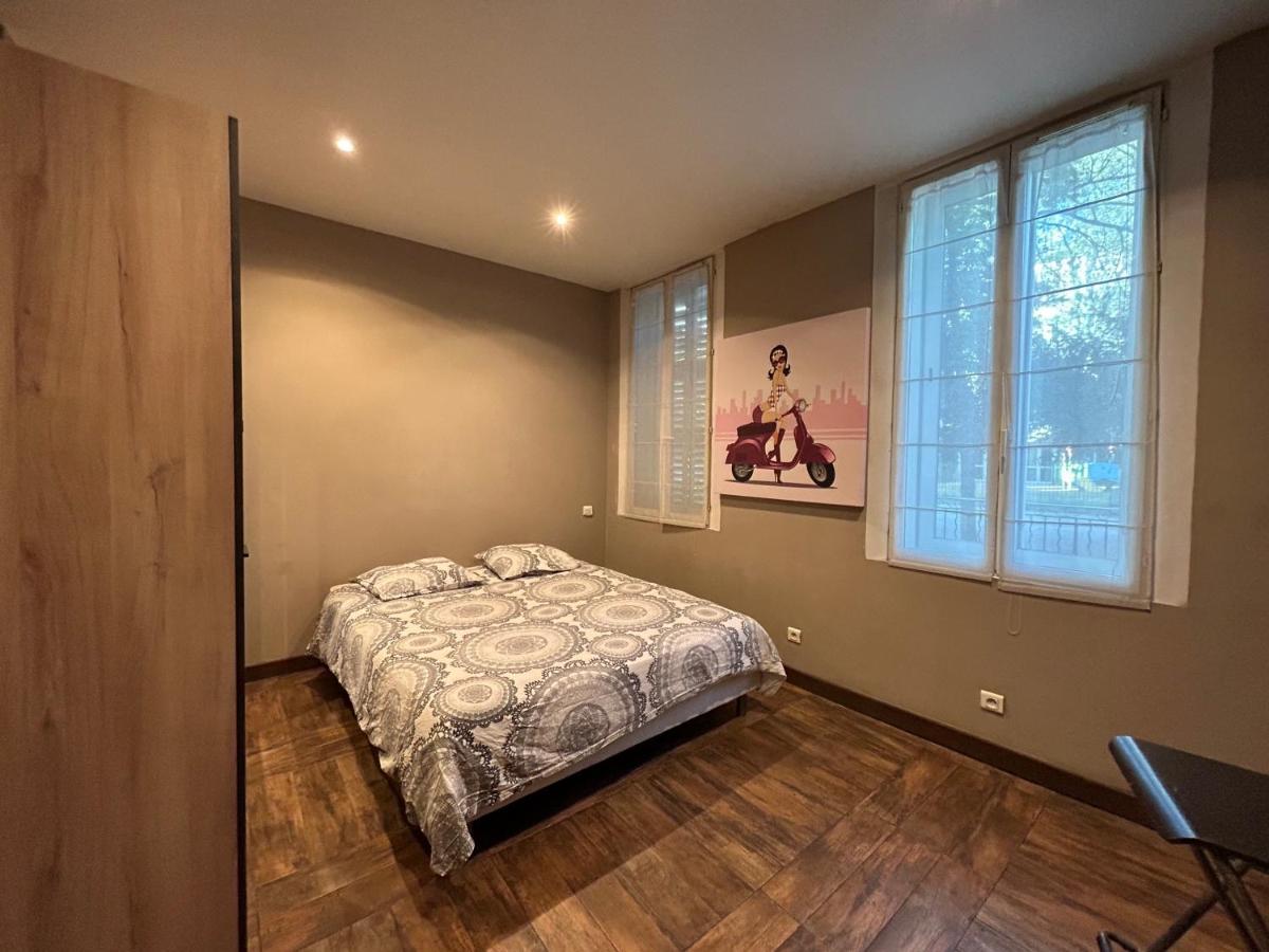 Nuitees Aixoises Lägenhet Aix-en-Provence Exteriör bild