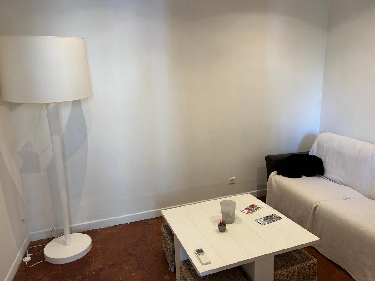 Nuitees Aixoises Lägenhet Aix-en-Provence Exteriör bild