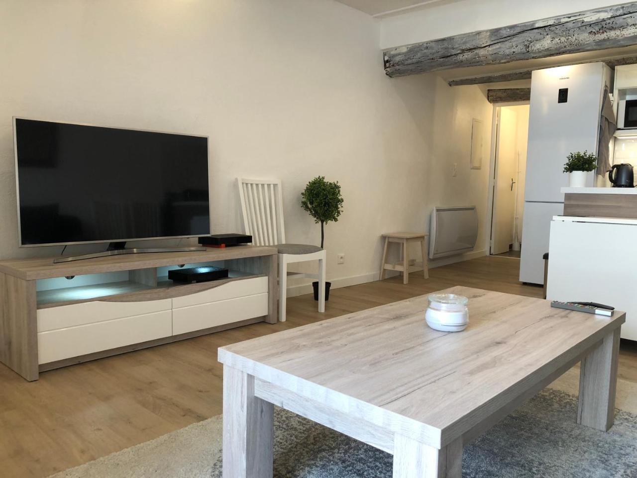 Nuitees Aixoises Lägenhet Aix-en-Provence Exteriör bild