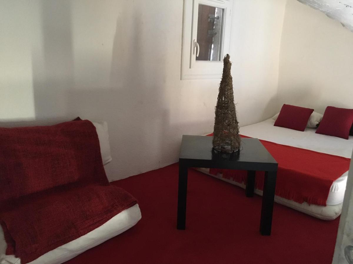 Nuitees Aixoises Lägenhet Aix-en-Provence Exteriör bild